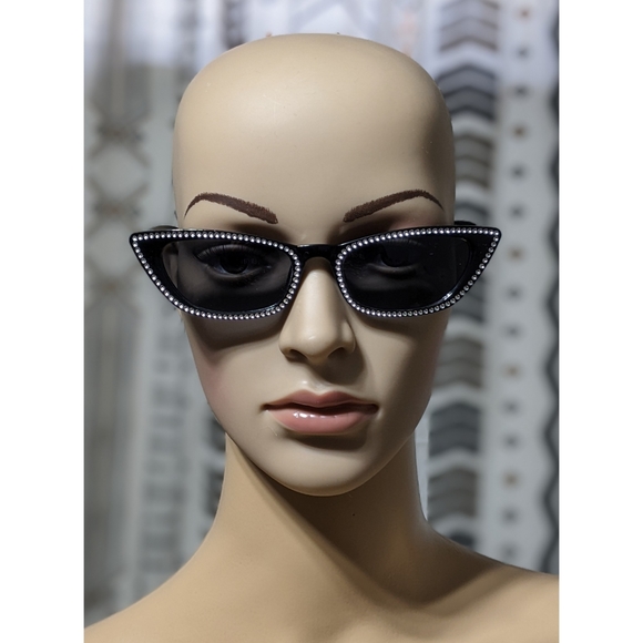 Solid Black Rhinestone Cat Eye Sunglasses - Picture 1 of 3